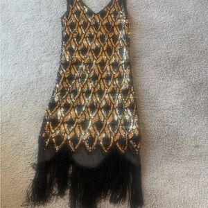 Flapper New with Tag Kayamiya Size Medium Black Gold Sequin 1920’s Fringe Lined